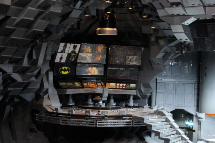 Epic LEGO Batcave (32 pics)