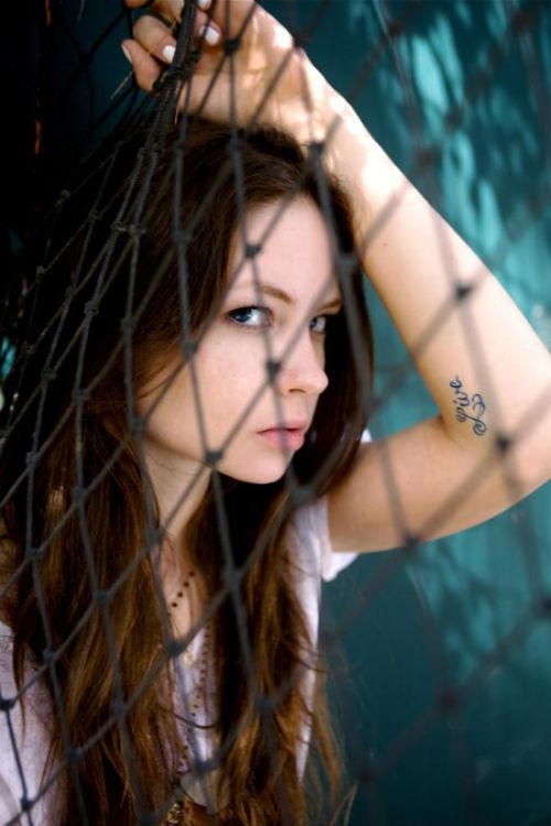 Daveigh Chase from 'The Ring' Then and Now (12 pics)