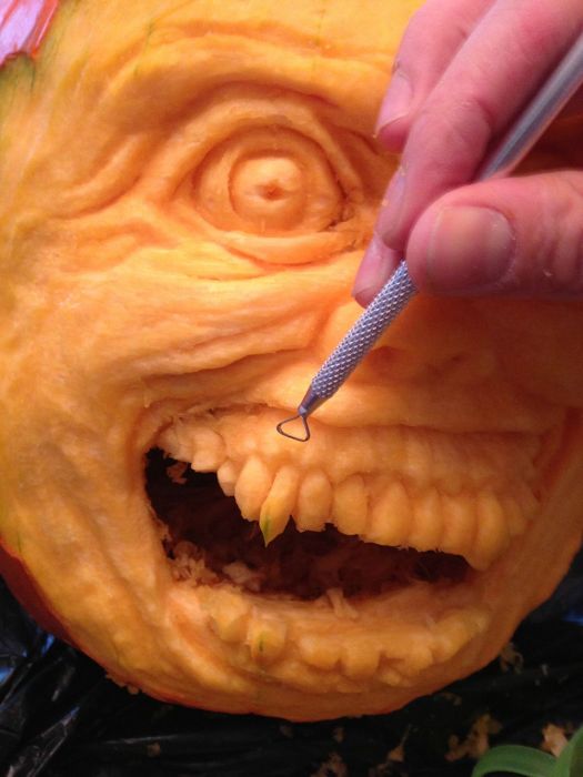 DIY Fright Night Pumpkin (28 pics)