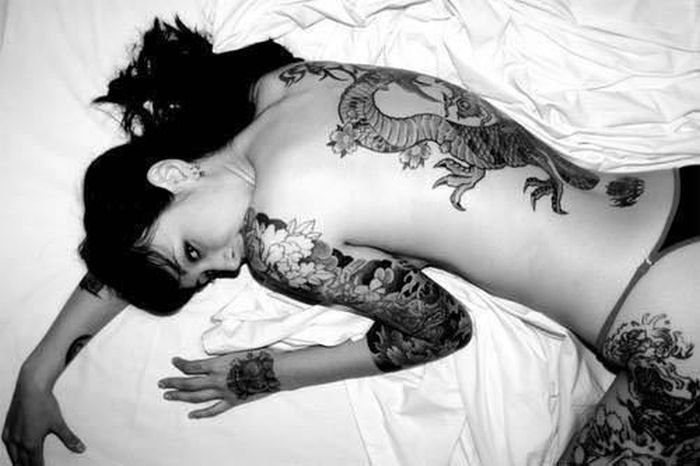 Tattoo Girls (50 pics)