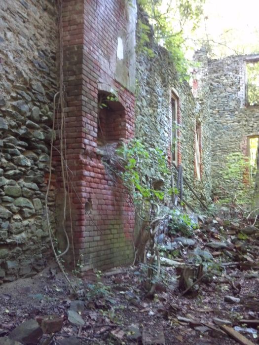 Abandoned Places (70 pics)