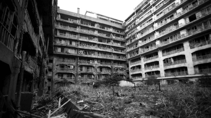 Abandoned Places (70 pics)