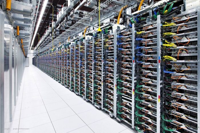 Google's Top-Secret Data Center (37 pics)