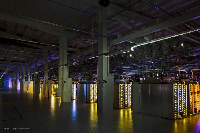 Google's Top-Secret Data Center (37 pics)