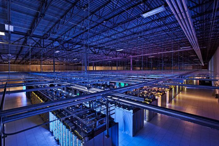 Google's Top-Secret Data Center (37 pics)