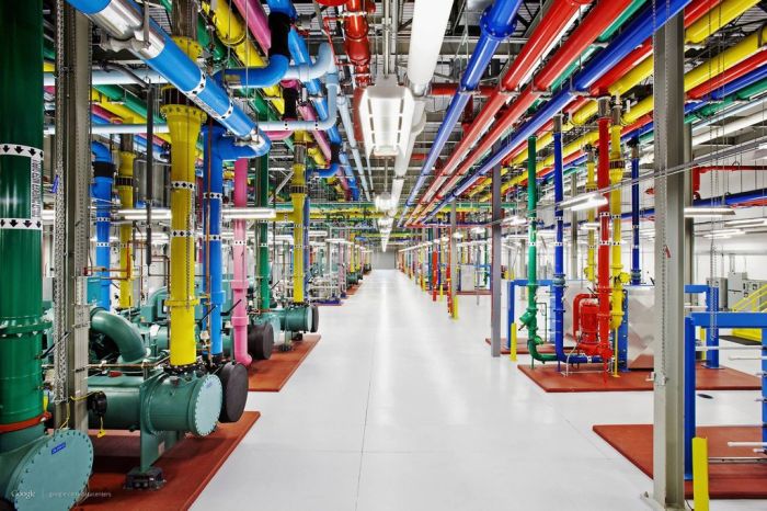 Google's Top-Secret Data Center (37 pics)