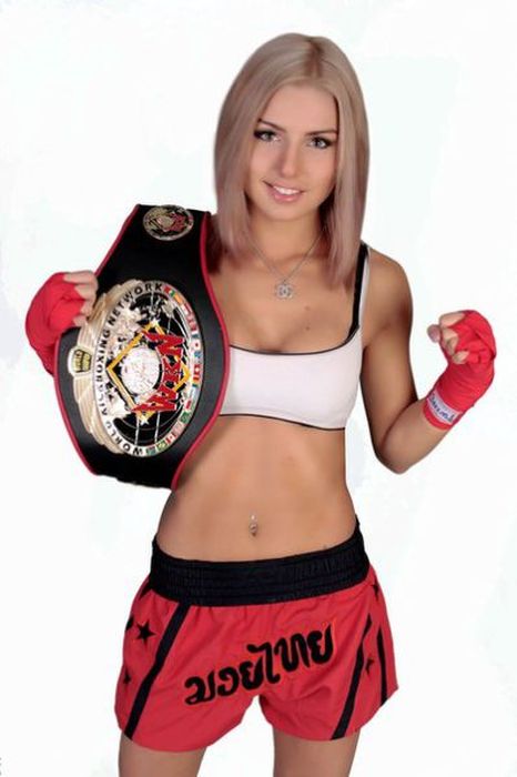 Catherine Vandareva is a Model Boxer (40 pics)