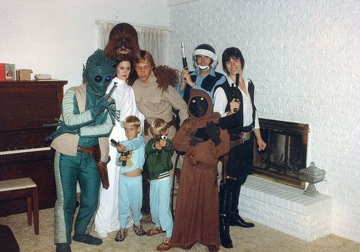 Vintage 1970's Homemade STAR WARS Costumes (18 pics)