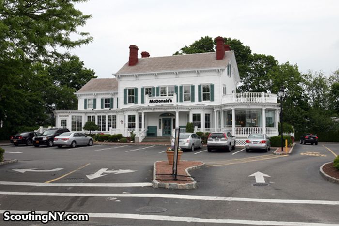 The Most Beautiful McDonalds In America (17 pics)