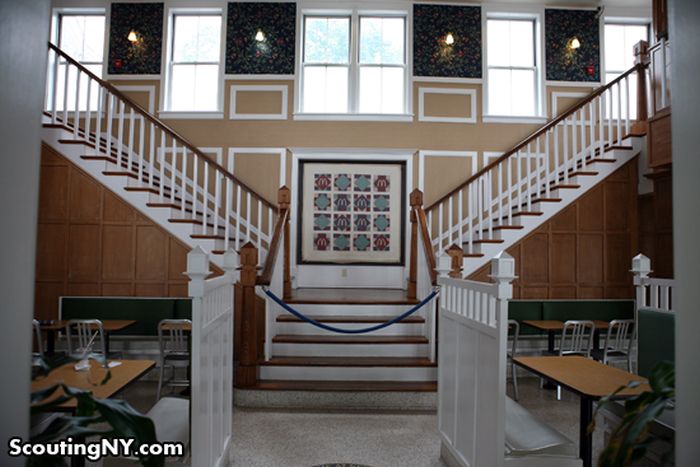 The Most Beautiful McDonalds In America (17 pics)