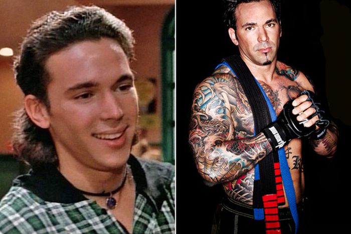 Power Rangers Then and Now (8 pics)