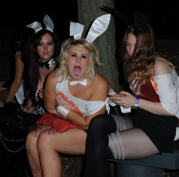 Manchester Students Dressed as Pimps and Hoes (39 pics) .