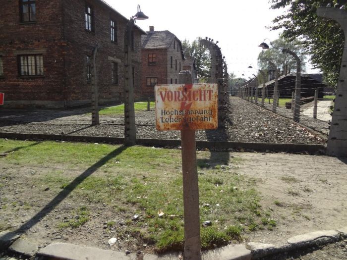Auschwitz Concentration Camp (40 pics)