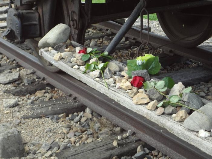 Auschwitz Concentration Camp (40 pics)