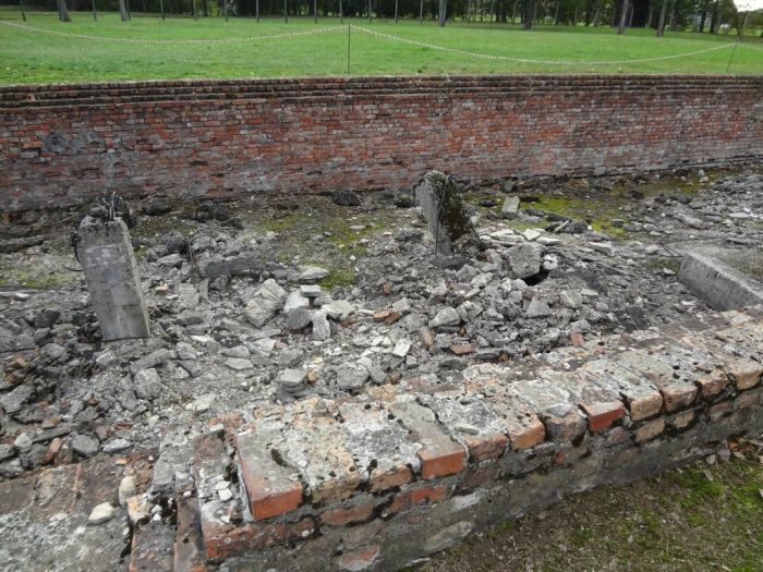Auschwitz Concentration Camp (40 pics)