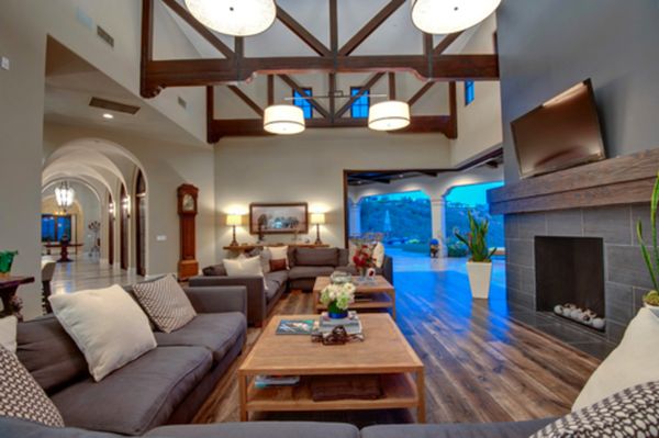 A New Mansion of Britney Spears (30 pics)