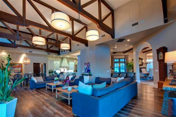 A New Mansion of Britney Spears (30 pics)