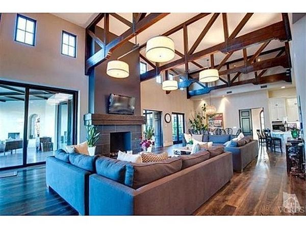 A New Mansion of Britney Spears (30 pics)
