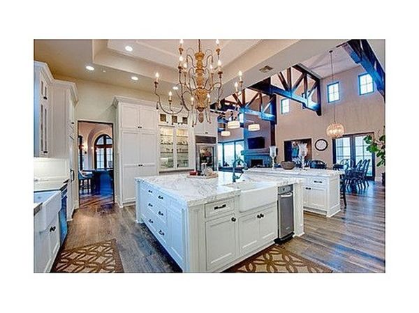 A New Mansion of Britney Spears (30 pics)