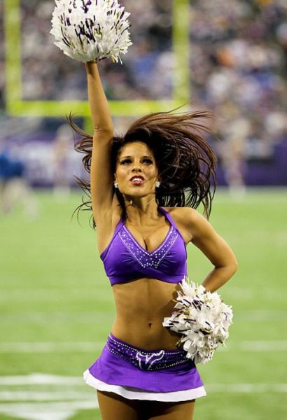 Minnesota Vikings Cheerleaders (90 pics)