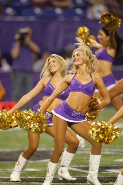 Minnesota Vikings Cheerleaders (90 pics)