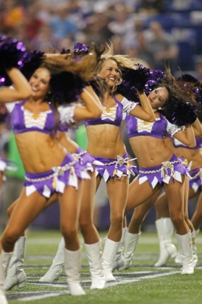 Minnesota Vikings Cheerleaders (90 pics)