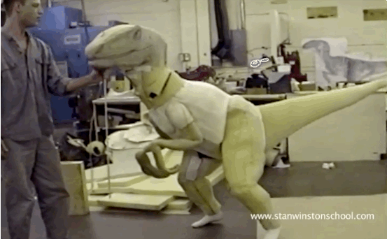 The "Jurassic Park" Raptors Explained (18 pics)