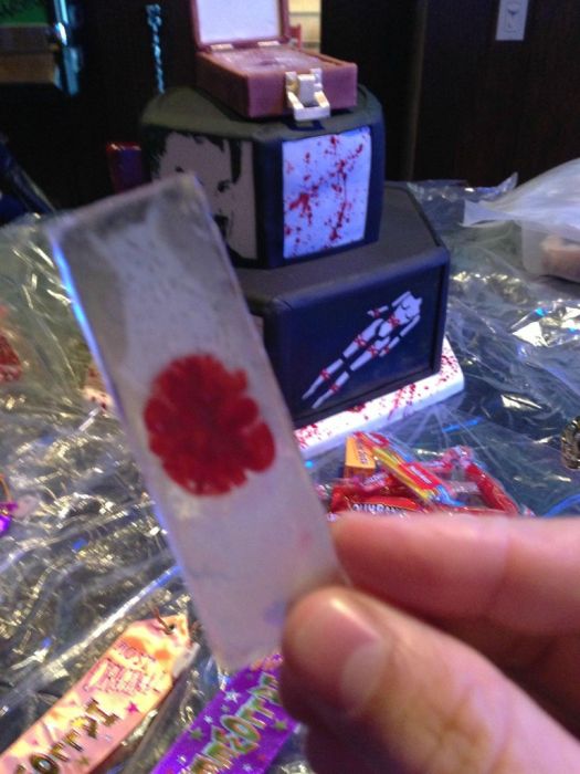 Dexter Cake (16 pics)