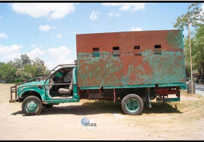 Narco Vehicles of Mexican Cartels (33 pics)