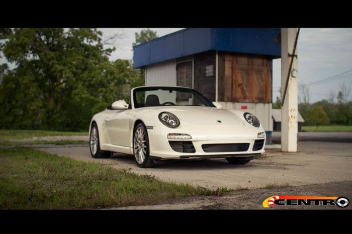 Centre Seat Porsche 911 Cabrio (20 pics)