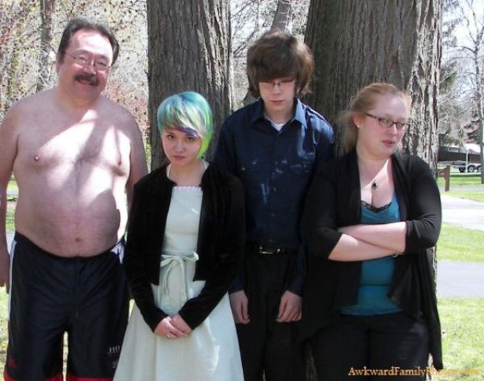 Awkward Family Photos (40 pics)