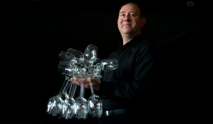 Wine Glass Holding Record (7 pics)