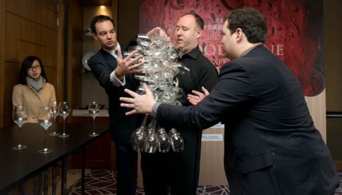 Wine Glass Holding Record (7 pics)