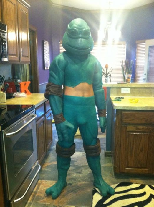 Awesome TMNT Costume (114 pics)