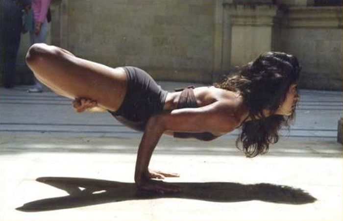 Yoga Pics (36 pics)