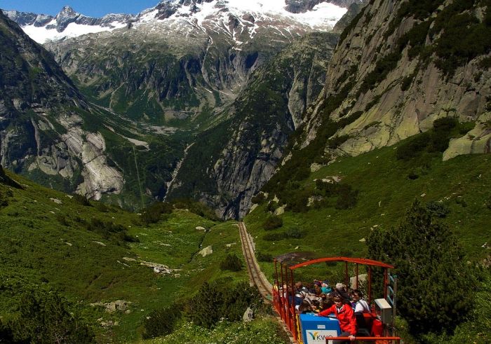 Gelmer Funicular & Handeck Bridge (17 pics)