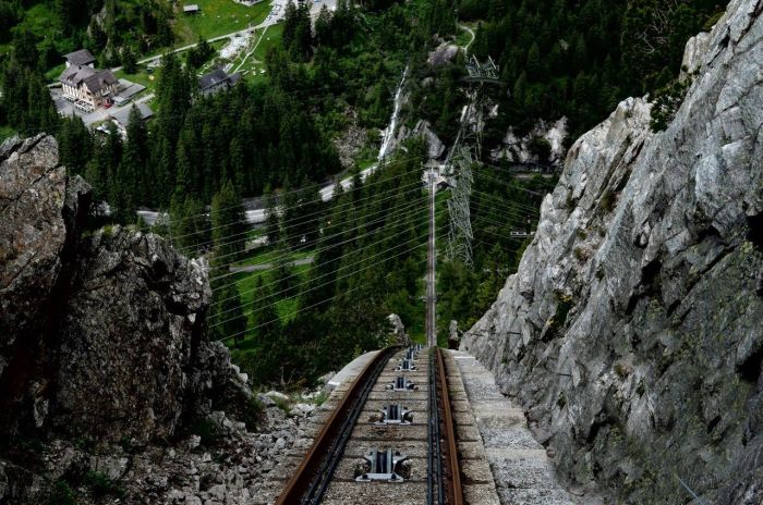 Gelmer Funicular & Handeck Bridge (17 pics)