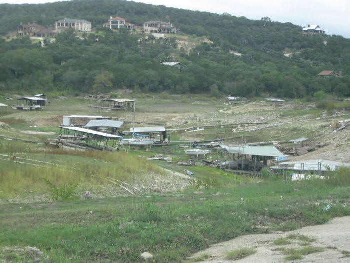 Lake Travis is Almost Gone (16 pics)