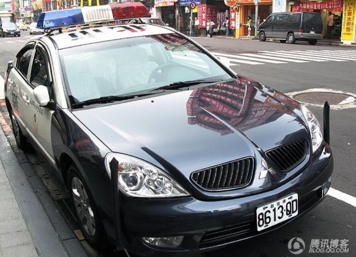 Police Cars (74 pics)