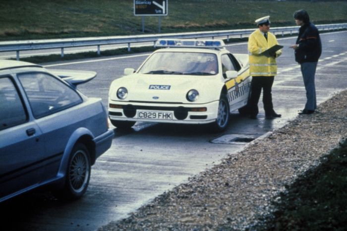 Police Cars (74 pics)