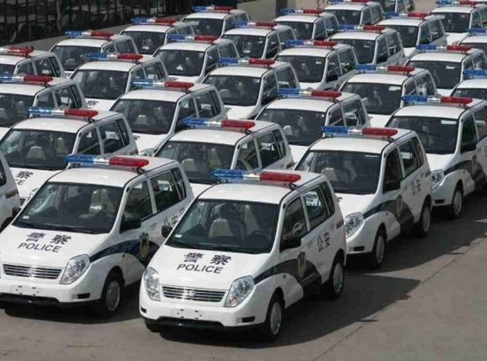 Police Cars (74 pics)