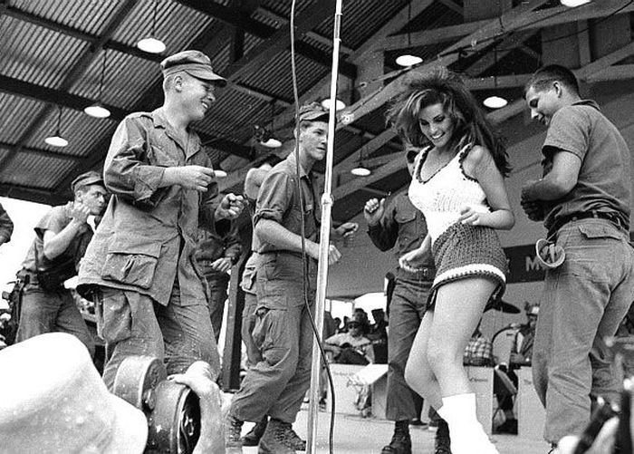 Retro Photos (79 pics)