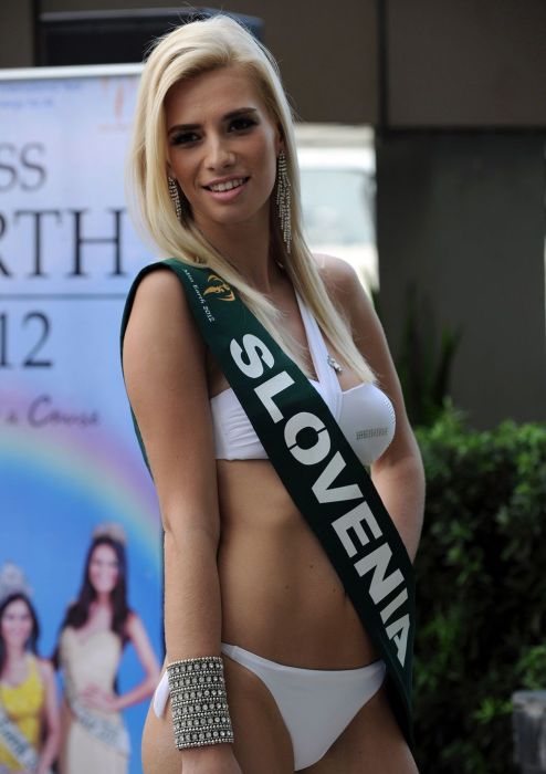 Miss Earth 2012 (27 pics)