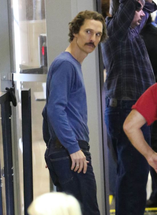 Matthew McConaughey Is Extremely Thin (5 pics)