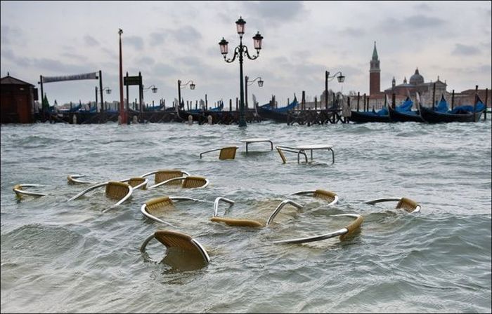 The Recent Flooding in Venice (29 pics)