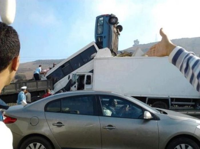 Crashes (45 pics)