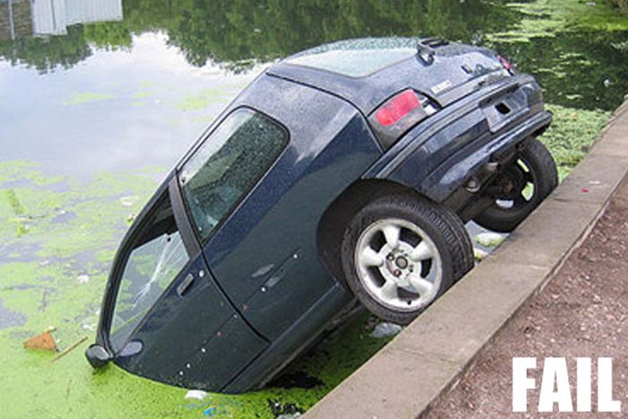 Crashes (45 pics)