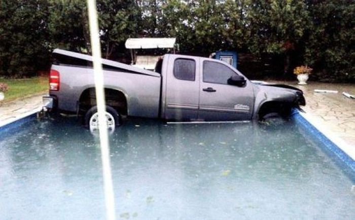 Crashes (45 pics)