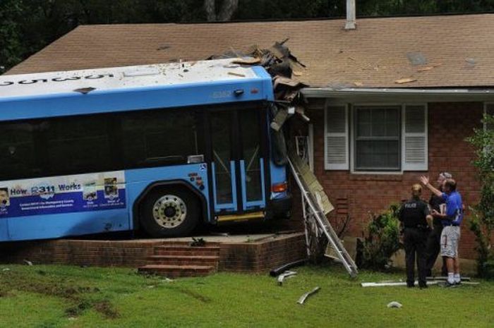 Crashes (45 pics)