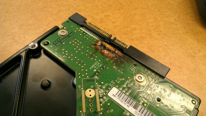 Broken Computers (46 pics)